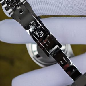 Rolex DateJust 36mm 126234 blue dial. Customize the best alternative dial, hands, and date, strictly assemble according to Swiss craftsmanship standards, manually polish the entire watch twice, ETA2836 movement - Image 19