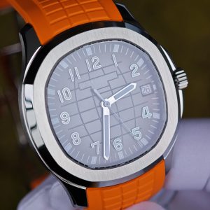 The Aquanaut 5167A is customized with the best imported replacement boards, pointers, and calendars. The case details are polished twice and a natural orange rubber strap is used. PPM324 integrated movement - Image 9