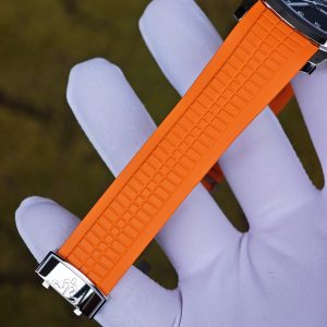The Aquanaut 5167A is customized with the best imported replacement boards, pointers, and calendars. The case details are polished twice and a natural orange rubber strap is used. PPM324 integrated movement - Image 15