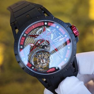 Roger Dubuis King Racing RDDBEX0817, custom titanium case, natural black rubber strap, custom integrated movement - Image 9