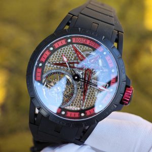 Roger Dubuis King Racing RDDBEX0817, custom titanium case, natural black rubber strap, custom integrated movement - Image 10