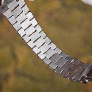 Rolex Day Date model m128239, diameter 36mm, custom best inlaid diamond scale white mother of pearl dial, best alternative pointer, custom best week display, stainless steel electroplated platinum case and strap - Image 22
