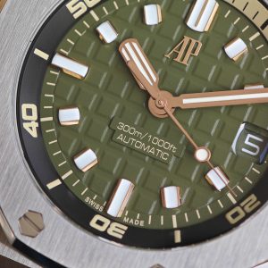 AUDEMARS PIGUET Royal Oak Offshore 15720 Avocado Green, equipped with original avocado green dial, best alternative hands and calendar, electroplated 18K white gold case, 1:1 customized 4308 integrated movement - Image 9