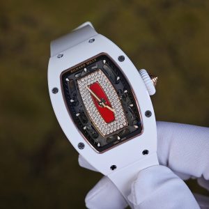 The Richard Mille RM 07-01 women's series, produced by the ZF factory, features a white ceramic case, a red lip-shaped dial adorned with diamonds, and is equipped with the Asian CRMA2 integrated movement - Image 6