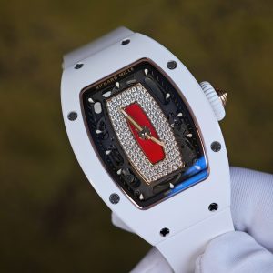 The Richard Mille RM 07-01 women's series, produced by the ZF factory, features a white ceramic case, a red lip-shaped dial adorned with diamonds, and is equipped with the Asian CRMA2 integrated movement - Image 9