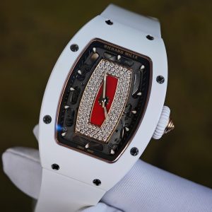 The Richard Mille RM 07-01 women's series, produced by the ZF factory, features a white ceramic case, a red lip-shaped dial adorned with diamonds, and is equipped with the Asian CRMA2 integrated movement - Image 10