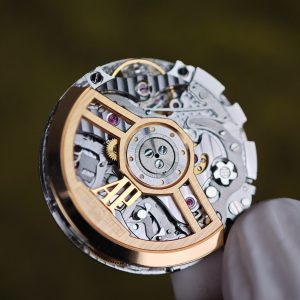 Customized AP Royal Oak Rose Gold 26240, with original data 1:1 customized case and clasp (plated with 18K rose gold), paired with natural black rubber strap, customized top-grade 4401 integrated movement (adjustable weight), customized optimal replacement blue dial, hands, and calendar - Image 8
