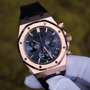 Customized AP Royal Oak Rose Gold 26240, with original data 1:1 customized case and clasp (plated with 18K rose gold), paired with natural black rubber strap, customized top-grade 4401 integrated movement (adjustable weight), customized optimal replacement blue dial, hands, and calendar - Image 14