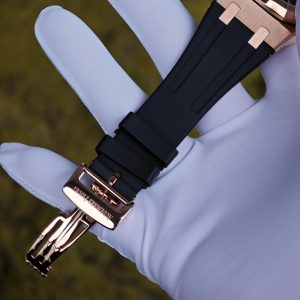 Customized AP Royal Oak Rose Gold 26240, with original data 1:1 customized case and clasp (plated with 18K rose gold), paired with natural black rubber strap, customized top-grade 4401 integrated movement (adjustable weight), customized optimal replacement blue dial, hands, and calendar - Image 29