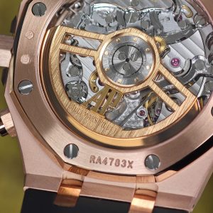 Customized AP Royal Oak Rose Gold 26240, with original data 1:1 customized case and clasp (plated with 18K rose gold), paired with natural black rubber strap, customized top-grade 4401 integrated movement (adjustable weight), customized optimal replacement blue dial, hands, and calendar - Image 27