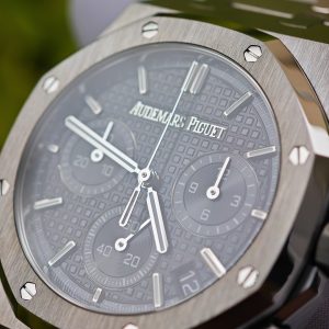 The improved version of AP Royal Oak 26240 is equipped with the best black replacement dial, replacement hands, solid pin shaft, as well as finely polished case and strap, and is powered by the Shanghai 4401 integrated movement - Image 18