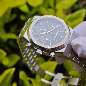 The improved version of AP Royal Oak 26240 is equipped with the best black replacement dial, replacement hands, solid pin shaft, as well as finely polished case and strap, and is powered by the Shanghai 4401 integrated movement - Image 9