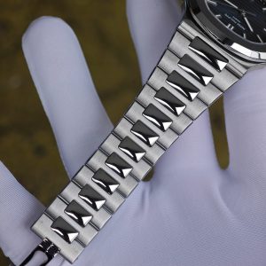Patek Philippe 5711 blue dial, customized imported replacement dial, optimal substitute hands and calendar, equipped with original authentic 324 movement, utilizing German CNC technology to customize the case and strap with original data at a 1:1 ratio, - Image 16