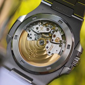 Patek Philippe 5711 blue dial, customized imported replacement dial, optimal substitute hands and calendar, equipped with original authentic 324 movement, utilizing German CNC technology to customize the case and strap with original data at a 1:1 ratio, - Image 33