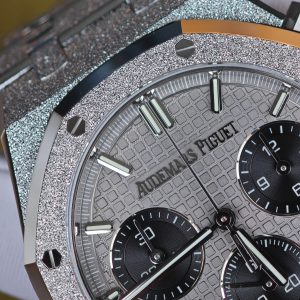 Frost Gold Edition AP Royal Oak 26240 Grey Dial, equipped with a weighted case and strap, weighing 198 grams, with perfect Frost Gold craftsmanship and treated with clad platinum technology. Customized with optimal replacement hands, solid pin shafts, and calendar, Shanghai 4401 integrated movement - Image 8