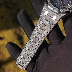 Customized counterweight full diamond AP15512bc, case and strap with Swiss craftsmanship inlaid with diamonds, customized blue full diamond dial, equipped with substitute hands and date, non card degree 4302 integrated movement - Image 29